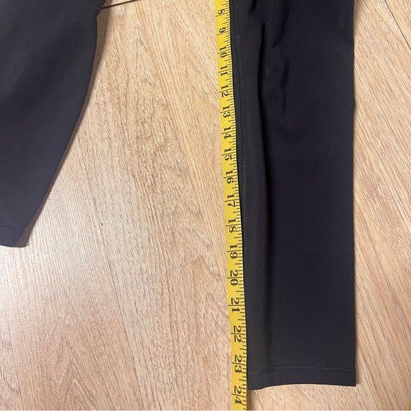 Spyder Active Black Pocket Crop Leggings 24” - Picture 4 of 6